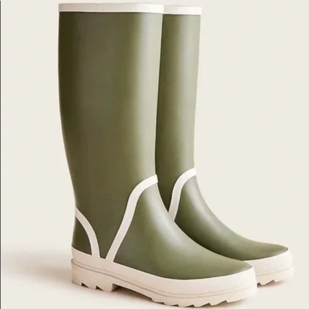 NWT J Crew Lug Sole Rain Boots - size 8 Huntington Green, Brand new with box!